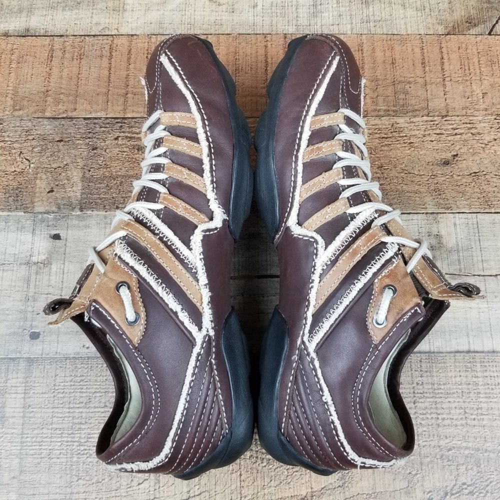 Skechers Brown Sneakers Leather Men Classic Shoes - Picture 6 of 8